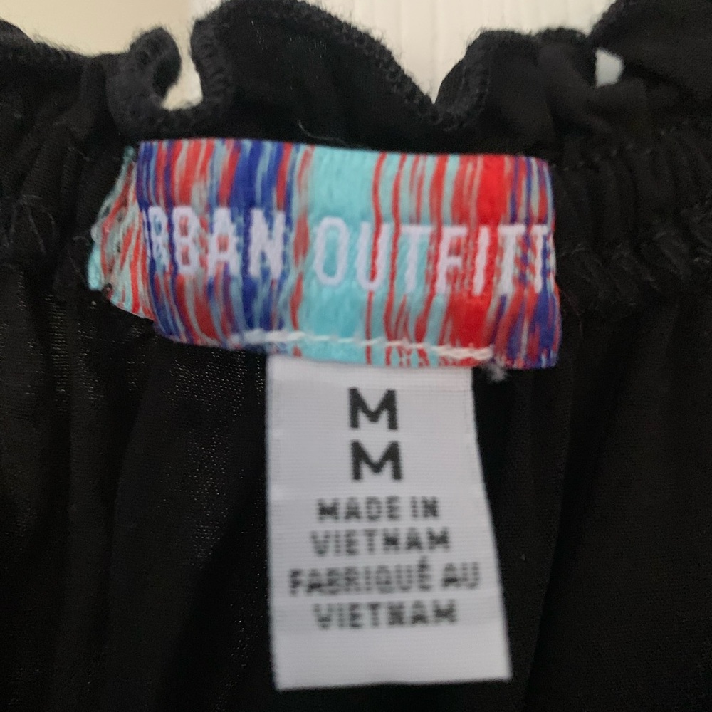 Urban Outfitters Rosie Romper - Picture 2 of 5
